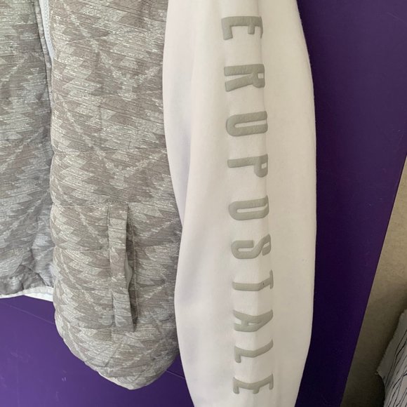 Men's XL Aeropostale Puff Jacket - Picture 2 of 11